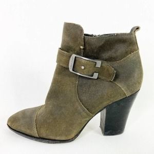 Donald J Pliner Sage Leather Cap Toe Ankle Boot